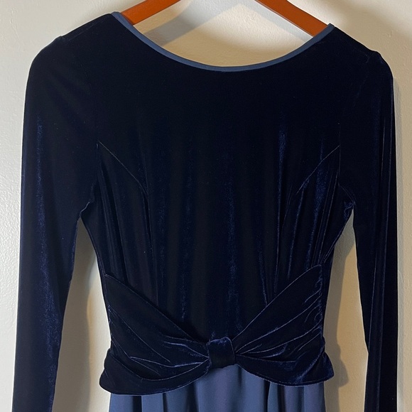 Scott McClintock Velvet & Chiffon Holiday Blue Bow Waist Long‎ Gown Dress Sz 6 - Picture 5 of 11